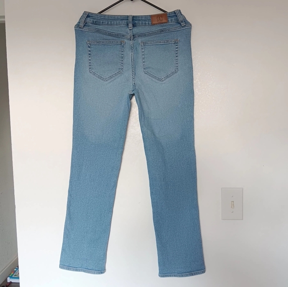 Lands'end women's high rise Straight Recover Denim Jeans Ligh Blue Wash sz 6. - Picture 5 of 17